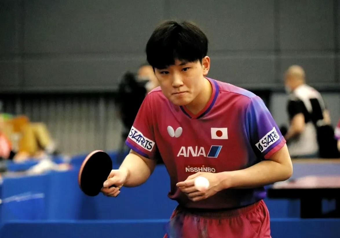 包含日本乒乓球队横扫英国乒乓球队，张本智和绝境逆转的词条