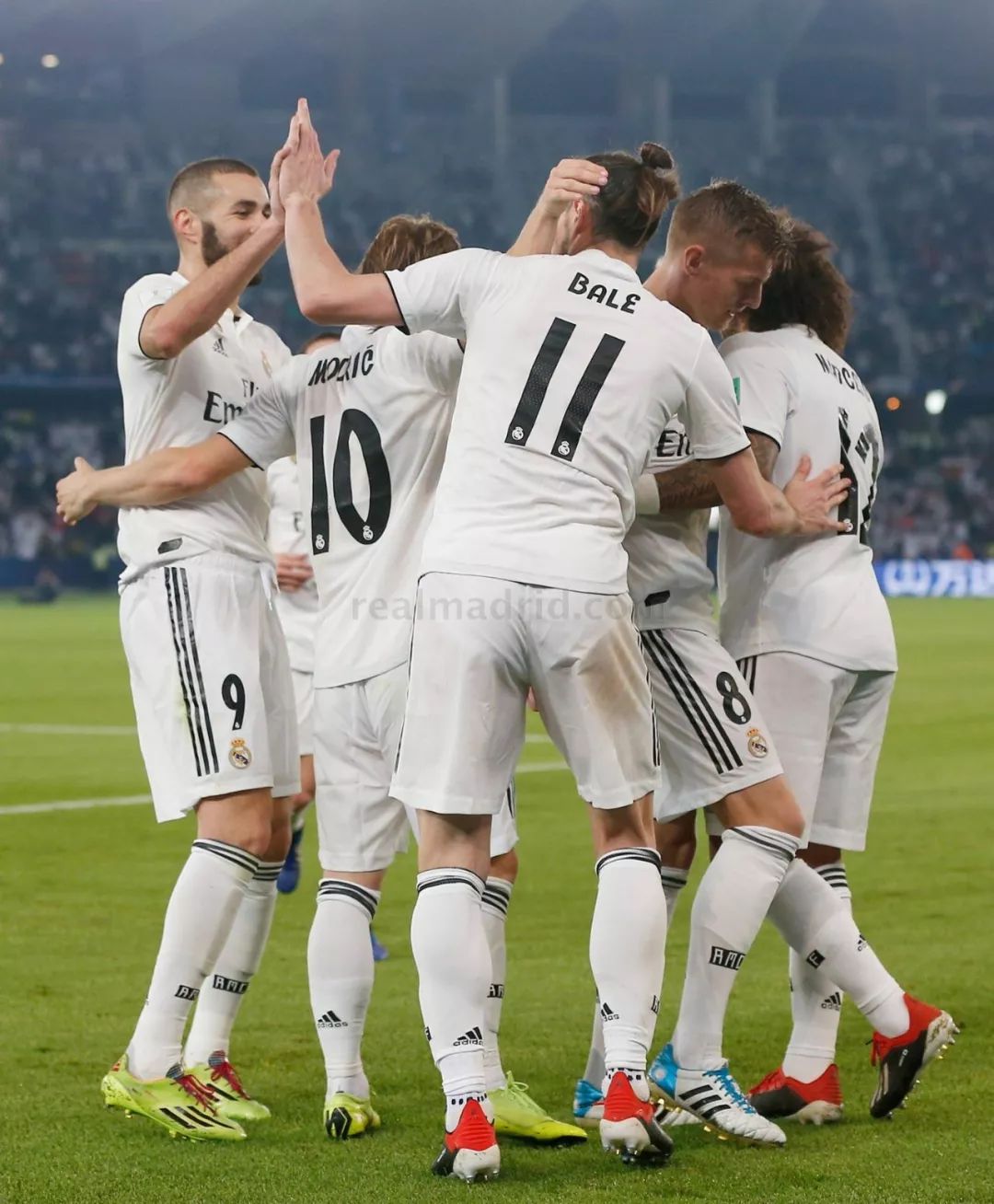 切尔西翻盘瓦伦西亚,莫德里奇完成帽子戏法的简单介绍 切尔西翻盘瓦伦西亚,莫德里奇完成帽子戏法的简单介绍