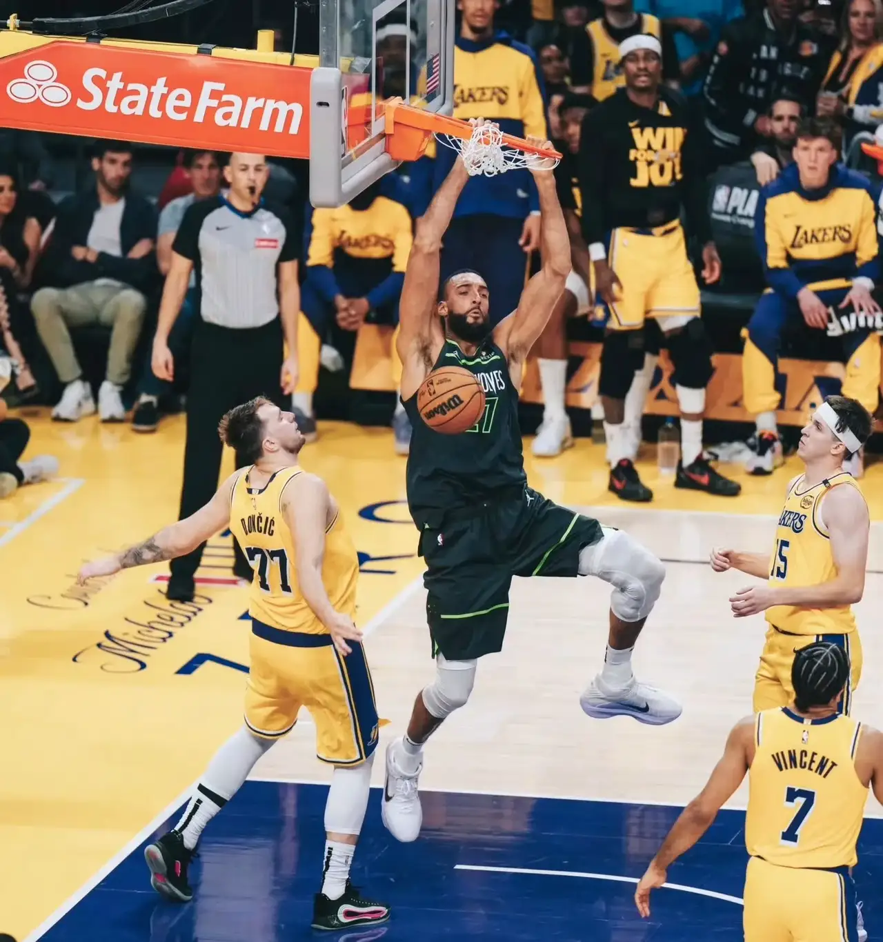 开云体育在线-波兰男篮逆转篮网，戈贝尔送出助攻的简单介绍