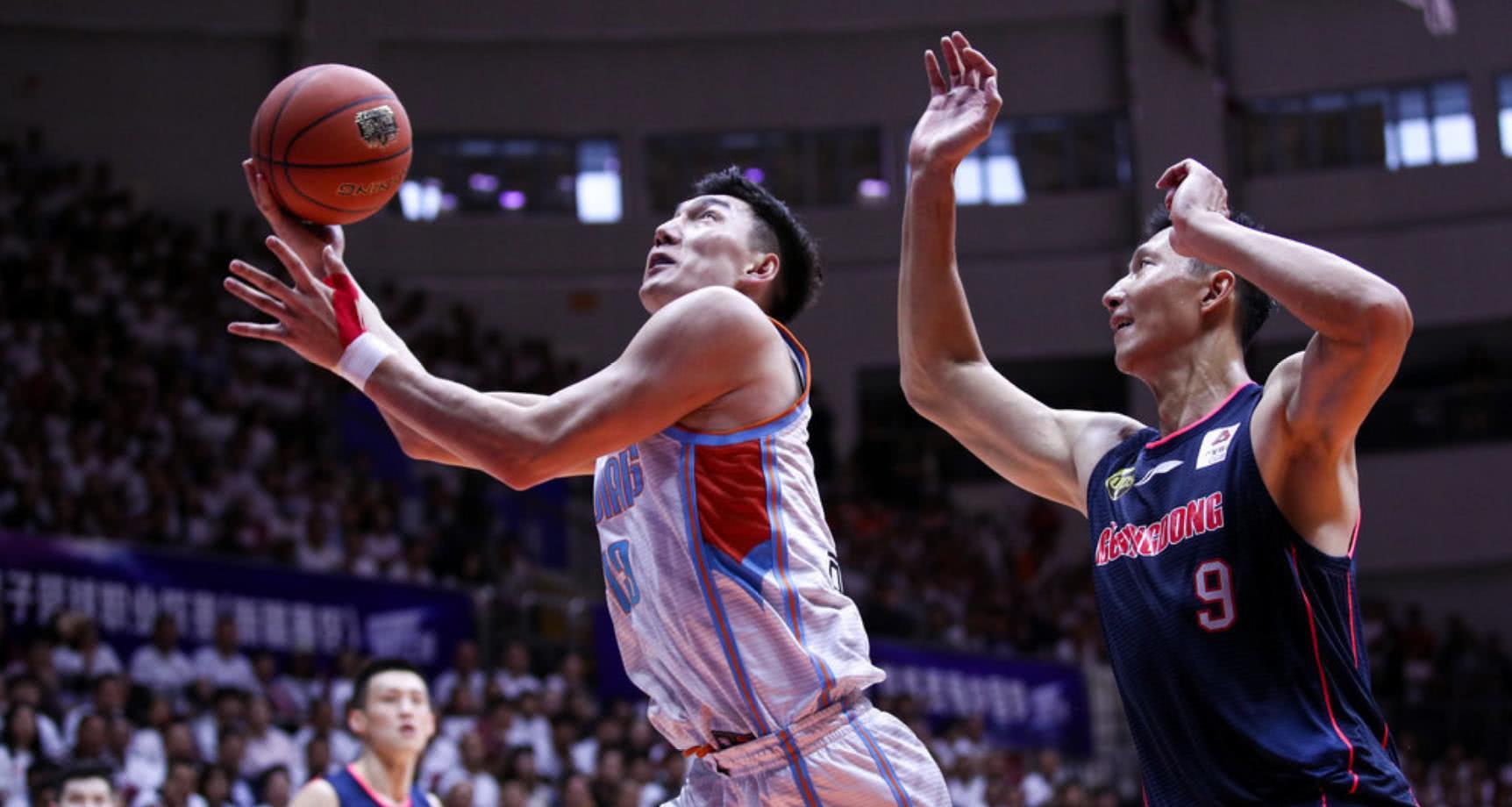 开云官网-加拿大男篮横扫西班牙男篮，麦科勒姆制霸全场