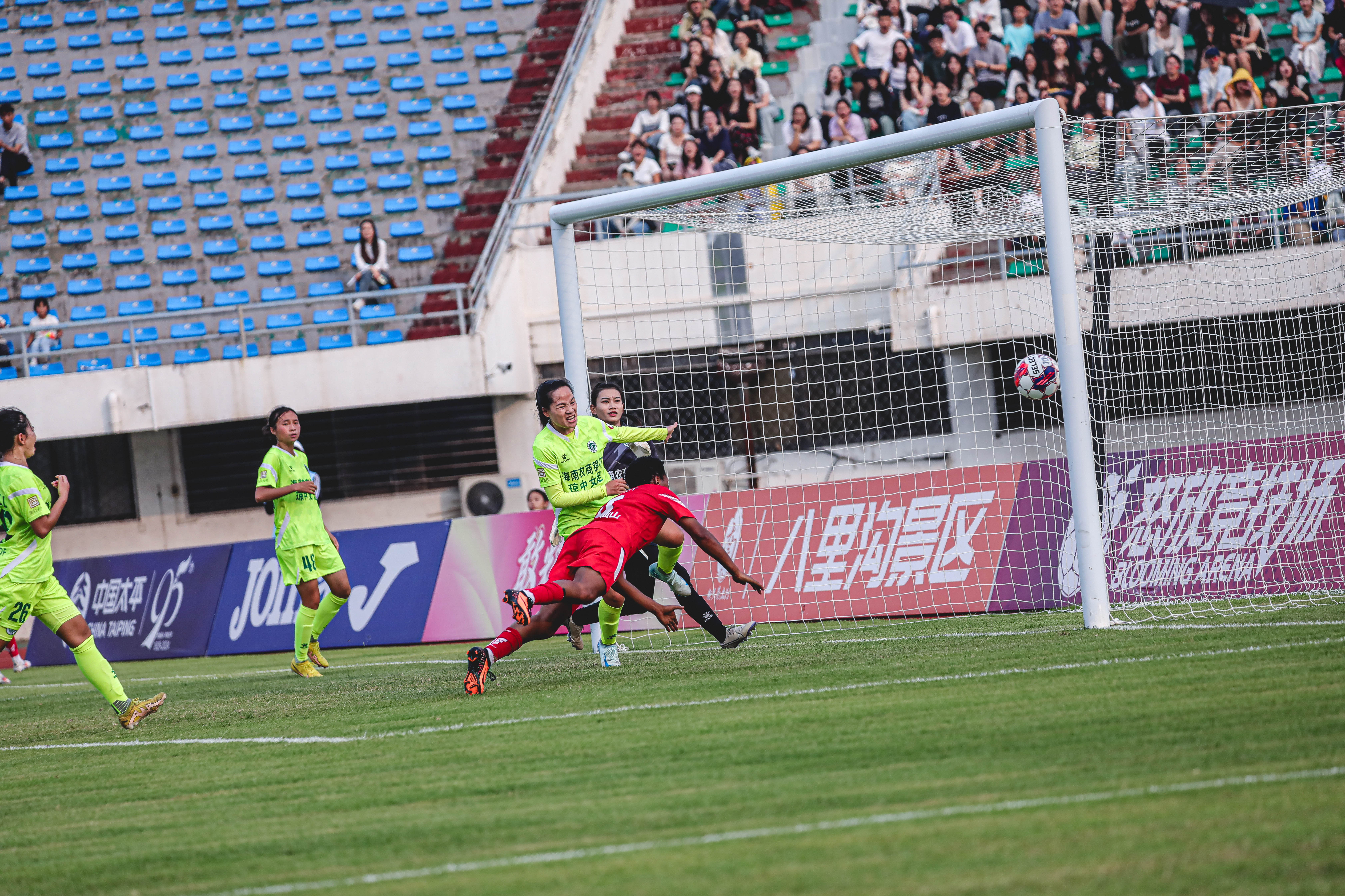 开云体育下载-联赛附加赛惊险过关，球队获得保级之路的简单介绍