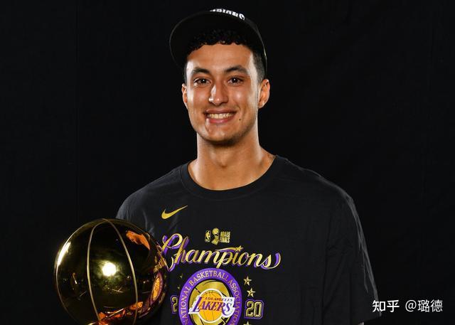 开云体育app-勇士遭遇四连败，库兹马砍下全队最高分的简单介绍