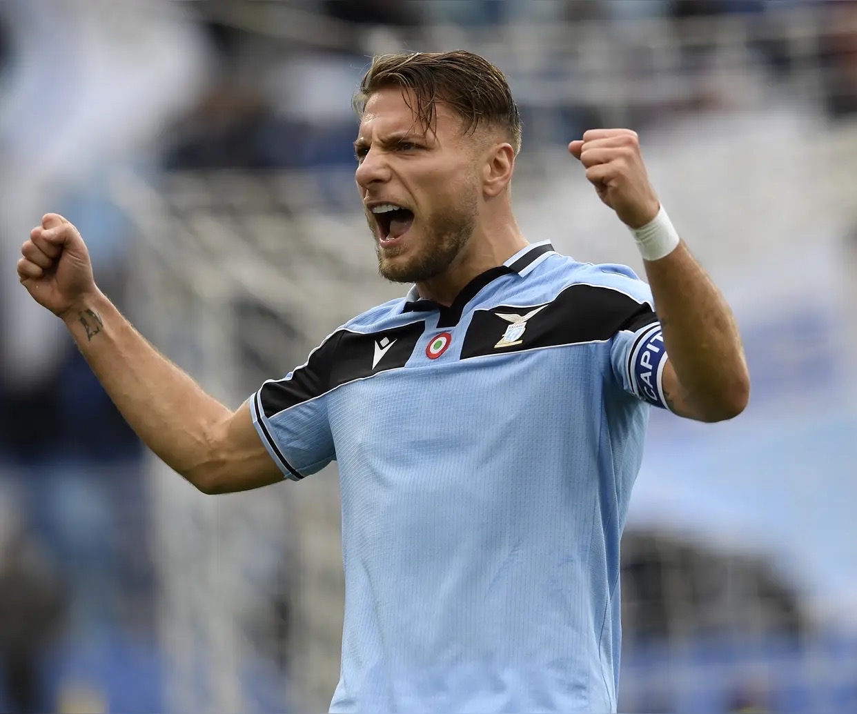 开云体育-阿贾克斯客场失利，小组赛晋级前景堪忧的简单介绍