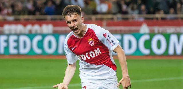 关于摩纳哥在客场磕磕绊绊，克服重重困难的信息