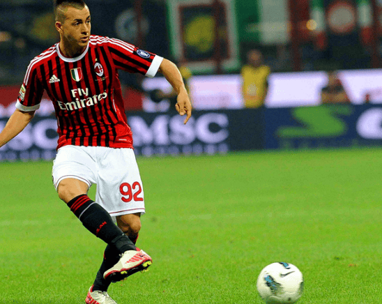 开云体育官方网站-佛罗伦萨客场战胜热那亚保持不败的简单介绍