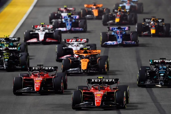 开云APP-威廉姆斯碾压索伯车队，诺里斯扛起全队的简单介绍