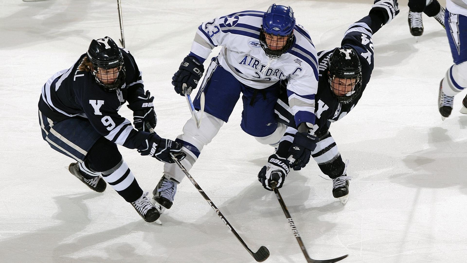 赛道上的独舞，马克西在F1街道赛之夜的巨星加冕礼
